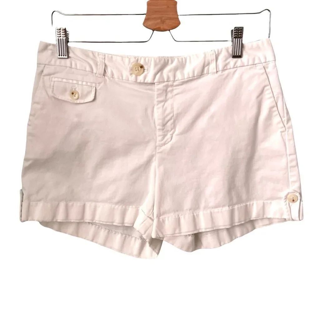 Banana Republic Factory Martin Fit White Cuffed Shorts in Size 8